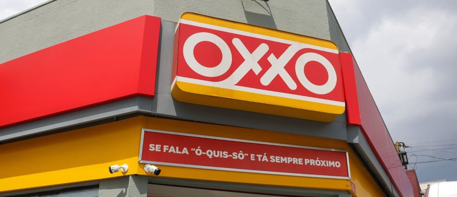 Femsa assume controle da operação do Oxxo no Brasil